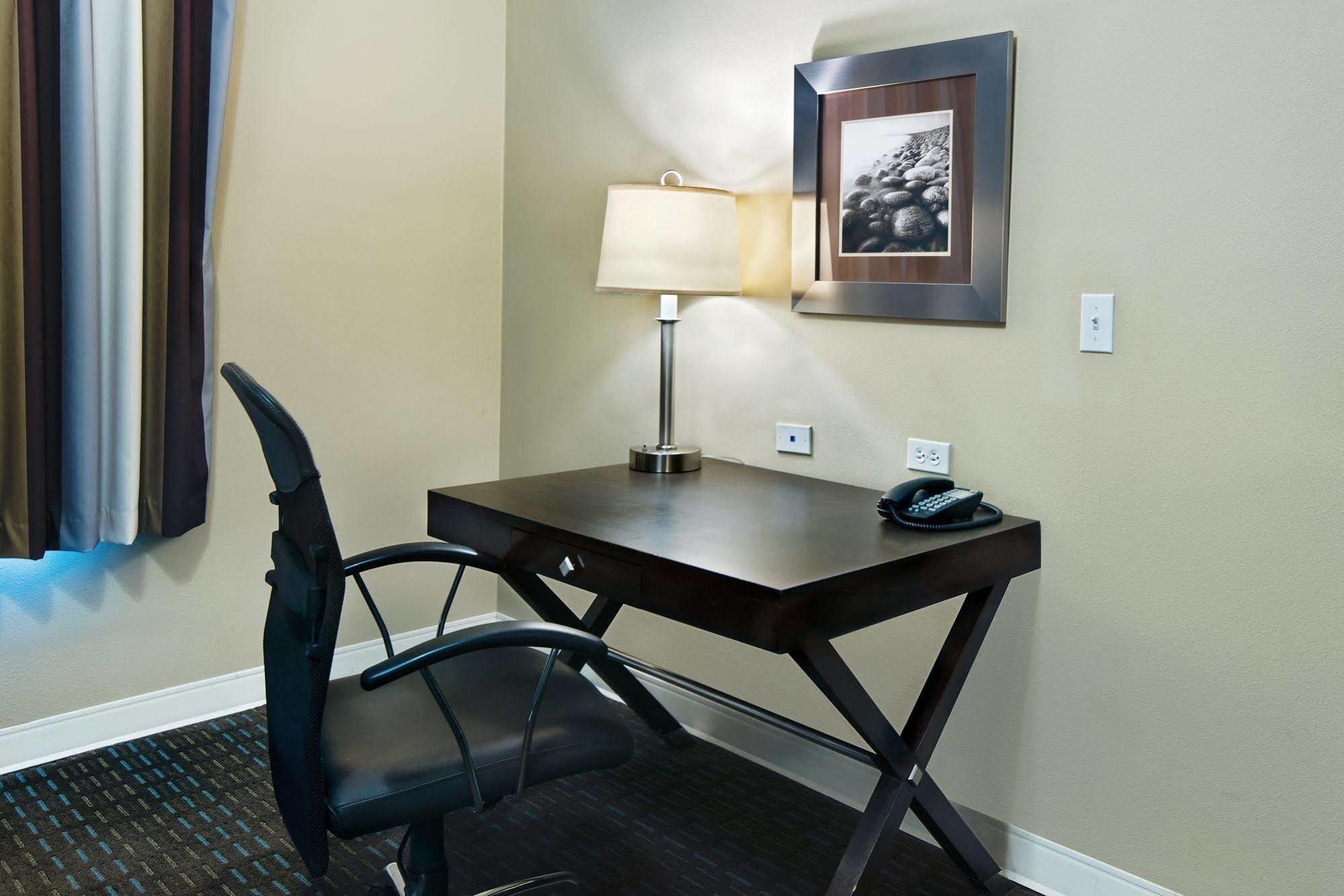 Oxford Suites Silverdale Dış mekan fotoğraf